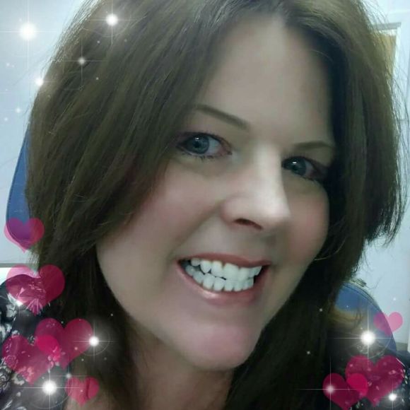 Meet your Posher, Cindy - Picture 1 of 1